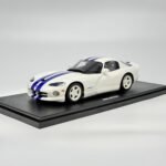 Dodge Viper GTS 1996 1:18 Diecast Model Car by GT Spirit – White with Blue Stripes