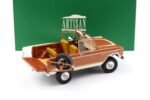 Greenlight 1973 Ford Bronco | 1:18 Scale Diecast Model Car | Brown & White | Premium Classic American 4x4 Collector's Edition - Image 4