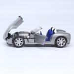 ⁦Ford Shelby Cobra Concept 1:18 Diecast Model Car Silver | AUTOart Collectible⁩ - الصورة ⁦6⁩
