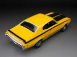 ⁦Sun Star 1970 Buick GSX | 1:18 Scale Diecast Model Car | Saturn Yellow⁩ - الصورة ⁦4⁩