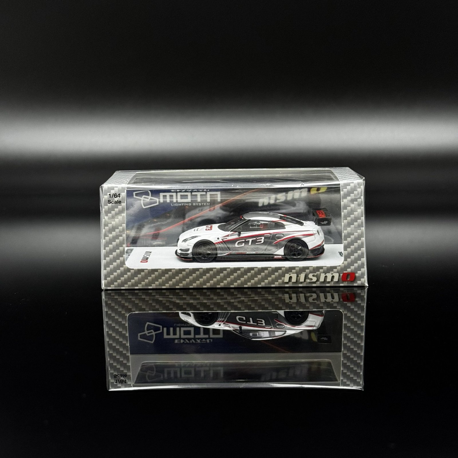IMG_6579 2022 Nissan Skyline GT-R R35 GT3 Nismo Presentation White 1:64 Diecast Model Car by KYOSHO - Image 1