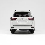 LCD Model 1:18 Toyota Land Cruiser 300 ZX 2024 White Diecast Model Car with Opening Parts - Image 3