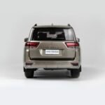 ⁦LCD Model 1:18 Scale Diecast Toyota Land Cruiser 300 ZX (2024) — Gold | Die-Cast Collector Model Car⁩ - الصورة ⁦3⁩