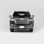 ⁦LCD Models 1:18 Scale 2024 Toyota Land Cruiser 300 ZX Diecast Model Car |  Grey | Collector Edition⁩ - الصورة ⁦2⁩