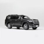 ⁦LCD Models 1:18 Scale 2024 Toyota Land Cruiser 300 ZX Diecast Model Car |  Grey | Collector Edition⁩ - الصورة ⁦8⁩