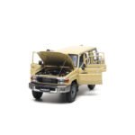 ⁦Almost Real 1:18 Scale 2017 Toyota Land Cruiser 76 Station Wagon Diecast Model Car | Sandy Beige⁩ - الصورة ⁦5⁩