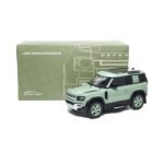 ⁦Almost Real 1:18 Scale 2023 Land Rover Defender 90 75th Anniversary Edition Diecast Model Car | Grasmere Green⁩ - الصورة ⁦9⁩