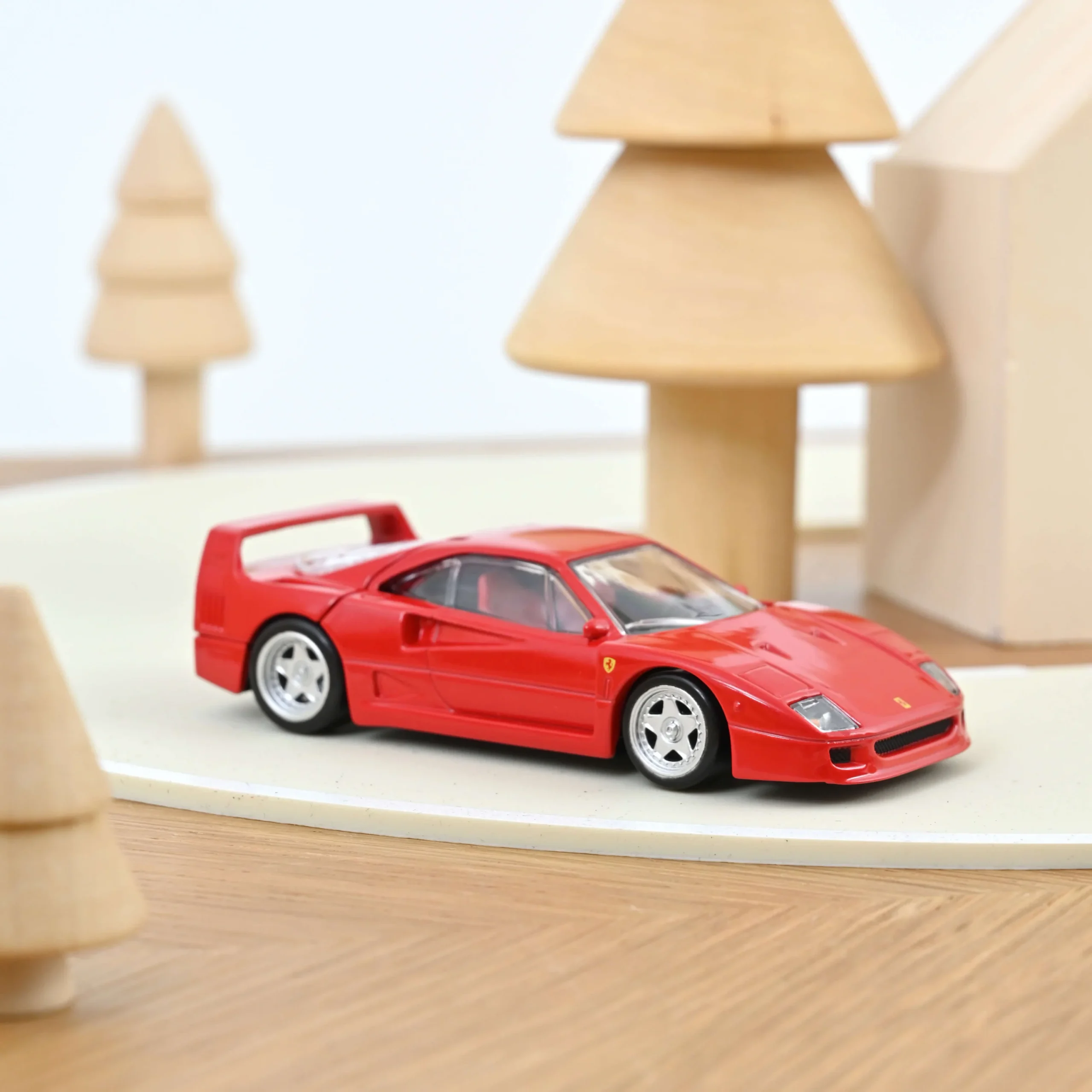 730001 1987 Ferrari F40 1:43 Scale Diecast Model Car by Norev – Red - الصورة 1