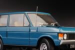 1970 Land Rover Range Rover Blue 1:18 Scale Diecast Model Car by Almost Real - Image 4