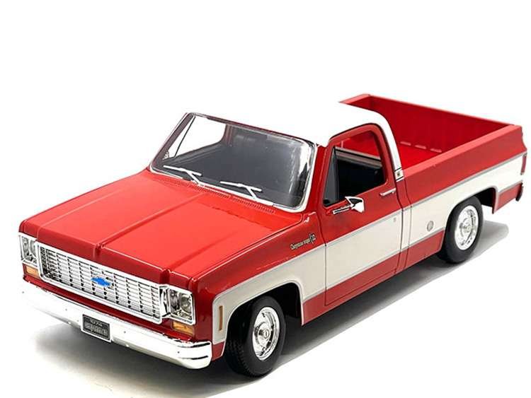 MST-004-BC (1) 1974 Chevrolet C10 Pick-Up Cheyenne Super 1:18 Scale Diecast Model Car by Maisto – Red/White - الصورة 1
