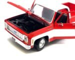⁦1974 Chevrolet C10 Pick-Up Cheyenne Super 1:18 Scale Diecast Model Car by Maisto – Red/White⁩ - الصورة ⁦2⁩