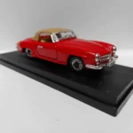 ⁦Mercedes-Benz 190 SL Closed – 1:43 Scale Diecast Model Car by RIO⁩ - الصورة ⁦6⁩