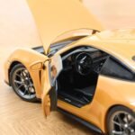 ⁦Porsche 992 911 GT3 1:18 Diecast by Norev⁩ - الصورة ⁦5⁩
