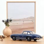 ⁦Mercedes 300 SL Gullwing 1:18 Norev Diecast⁩ - الصورة ⁦3⁩