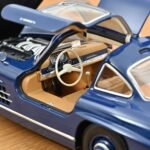⁦Mercedes 300 SL Gullwing 1:18 Norev Diecast⁩ - الصورة ⁦5⁩